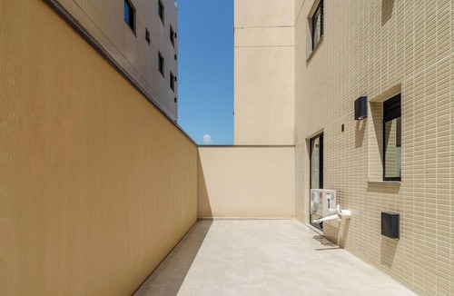 Nacoes Apartment | 1BR Apt w/Pool 650m From Beach Pdn0113