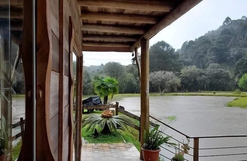 Campo Alegre House | Chalé sol nascente