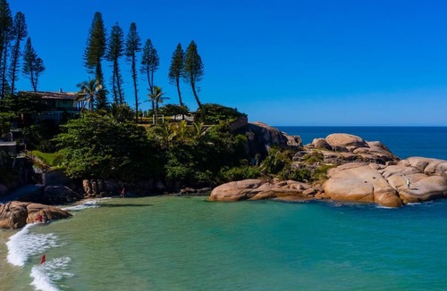 Barra da Lagoa Hostel | Nomades beach - Adventure Hostels