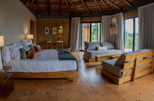 Puerto Libertad Hotel | Reserva Natural Iguazú - Pristine Luxury Camp