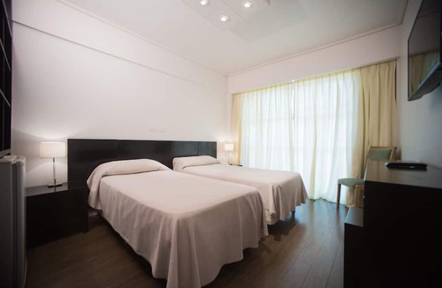 La Perla Hotel | Hotel Versailles