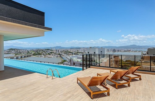 Centro Apartment | Pool with Sea View | WI-FI 200MB | Foodhall #TT2