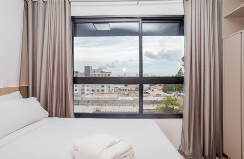 Reboucas Apartment | Condomínio CWBe Residence