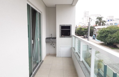 Bombas Apartment | 211, 2-bedroom apartment near the beach