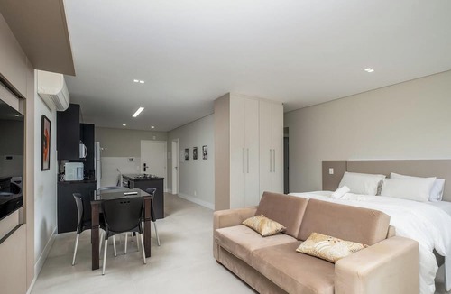 Jurere Apartment | Elus - Building With Rooftop Pool 350m From the Beach!