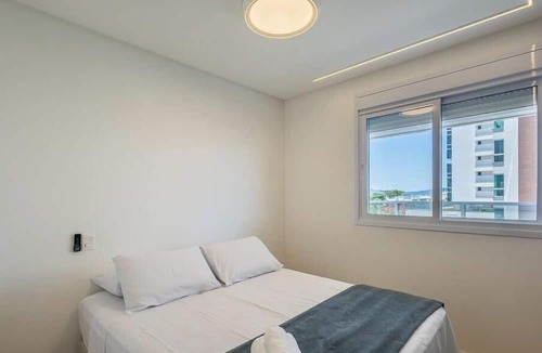 Itacolomi Apartment | Apts in Building w/Pool 120 m From the Beach - LTT