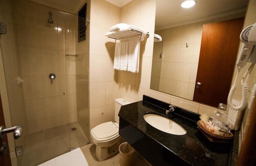 Centro Hotel | Central Curitiba Stay | Pet-Friendly | 0.4 mi to Praça do Migrante