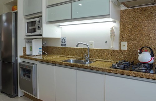Santinho Apartment | Your luxurious beachfront retreat in Santinho: 2 suites for 4 people, swimming pools.
