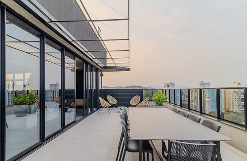 Escola Agricola Apartment | RUP Studios Equipados em Prédio Piscina