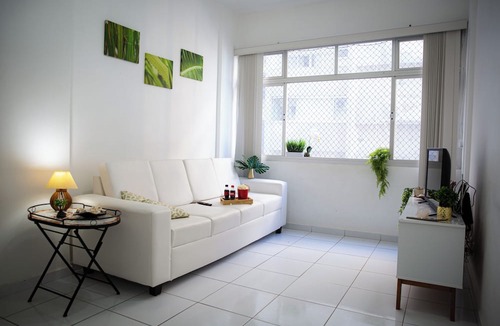 Centro Apartment | 20 m from the beach in the center of Guarapari - Brazilian Corner