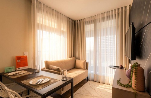 Alto da Gloria Apartment | Easy Life Campos Salles by Xtay