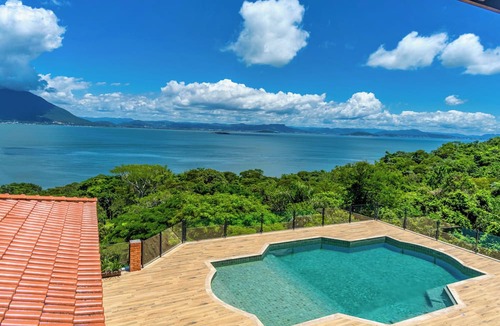 Florianopolis Villa | Mansão VOAR
