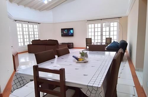 Horto House | Casa condomínio club | área gourmet | acesso à rio