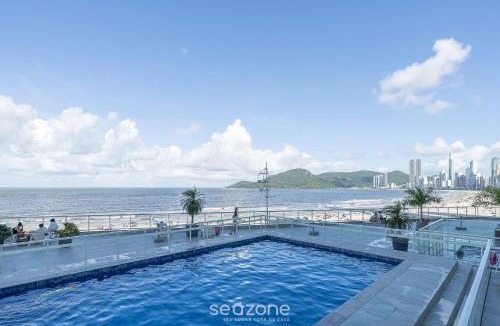 Centro Apartment | Apart w/Side Sea View in Front of Beach IPTR0241