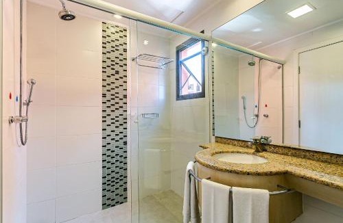 Jurere Apartment | Suite w/Sea/Pool View Luxury Resort Jurerê JBV142