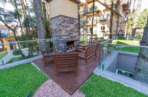 Carniel Apartment | Aconchego na Serra com Lareira e Piscina aquecida 4min Centro