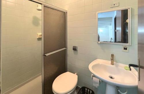 Guaratuba House | Sobrado triplex aconchegante a 500 metros da Praia Central de Guaratuba
