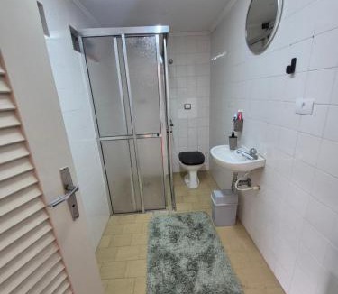 Vila Gardenia House | Quarto próximo ao Lago do Major 2