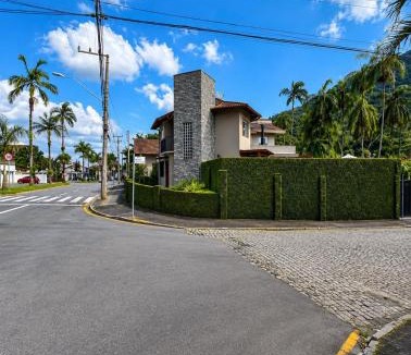 Pomerode Villa | Vila Central Pomerode - Casa Premium no Coração da Cidade