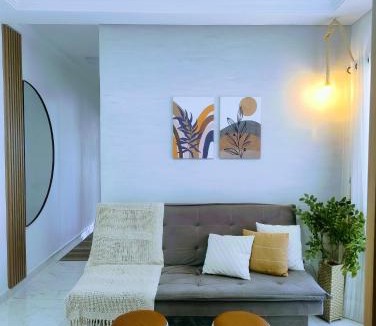 Cruzeiro Apartment | Apartamento à 5min do Aeroporto com dois quartos sendo uma suíte