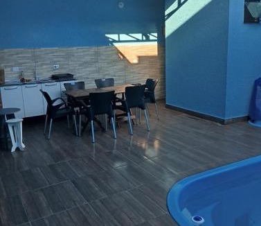 Foz do Iguacu House | Imóvel novo, com piscina, churrasqueira e dois quartos