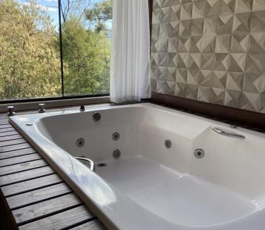 Bom Retiro Hotel | Pousada Trinca Ferro