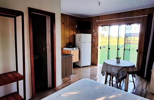 Osorio House | Cabana Cristal ll Campestre Em Sítio ll Wi-Fi 305Mpbs l Nomade Digital ll Táxi Fácil II Fogão Peq ll Quiosque Churrasqueira ll 6km da Estrada DoMar ll 8,1Km da Prefeitura e IFRGS Osorio II 7,2Km UFRGS Litoral II l 12km-MorroBorrusia I Festa do Peixe