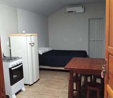 Irati Apartment | Pousada São Francisco - Irati PR - R Julio Silveira, 02
