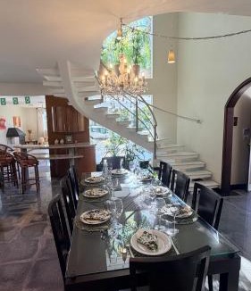 Jurere Internacional House | Casa à 100 metros da Praia de Jurerê Internacional