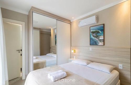 Quatro Ilhas Apartment | Apt Sea View w/BBQ in Bombinhas ARN0104