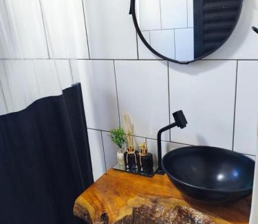 Capela do Alto House | Quarto Privativo em meio a natureza à 130 km de SP