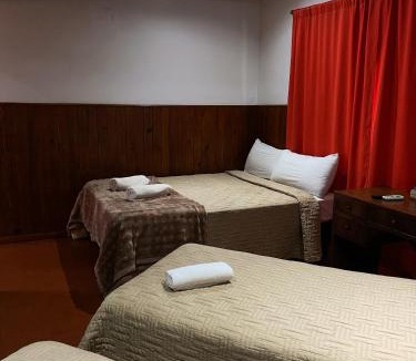 Puerto Esperanza Hotel | Hotel & Restaurant Las Brisas