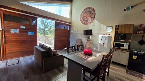Balneario Gaivota House | A Casa Amarela -Edícula Gaivota -Conforto e tranquilidade próximo ao mar