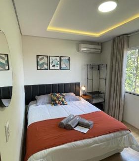 Regiao do lago House | Villa Serena Garden - Quarto Cama Queen - Banheiro Compartilhado