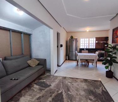 Sao Martinho House | Casa completa com garagem e tomada para carro eletrico