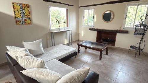 La Falda de San Antonio House | Calle del Sol Aurora