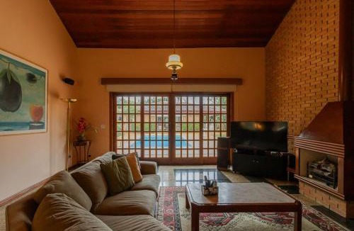 Atibaia House | Casa de Campo com Lago, Piscinas Jacuzzi e Sauna