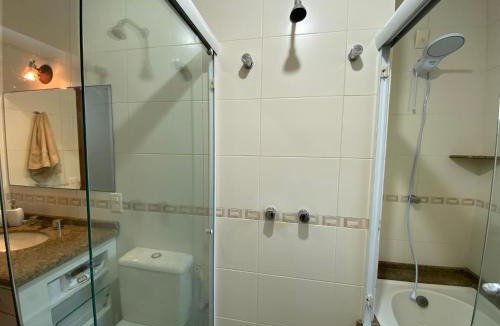 Morro das Pedras House | Casa Mar Alto, casa compartilhada com vibe de hostel a poucos passos da Praia Morro das Pedras em Florianópolis