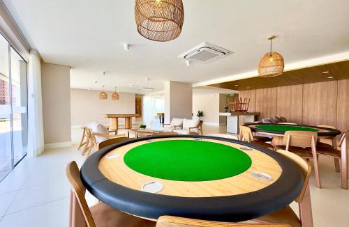 Itacolomi Apartment | Apartamento em Condomínio Frente-Mar com Piscinas, Jacuzzi Aquecida, Sauna, Academia, Brinquedoteca, Churrasqueira na Sacada, Cozinha Completa e Lazer de Home Club