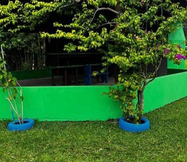 Osorio House | Casa na lagoa do Palmital com acesso à lagoa na propriedade e localizada apenas a 13 km da praia de Atlântida Sul e do Centro de Osório Lugar com Natureza-Wi-Fi 1 cama de casal e um beliche 2 solteiros