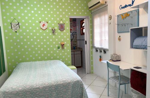 Capoeiras House | Quarto privativo com entrada independente