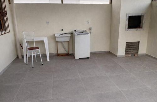 Arroio Teixeira House | Casa Ampla em Capão Novo 2 Pátios com Churrasqueira 3 Vagas Estacionamento