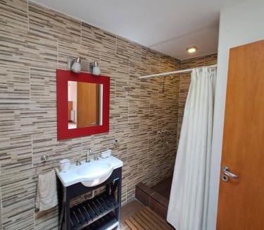 Balneario El Condor House | Casa Familiar con Piscina en El Cóndor - a 20' de Viedma
