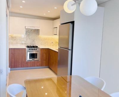 Campina do Siqueira Apartment | Apartamentos de 1 e 2 quartos com garagem próximo ao Parque Barigui Domo Hospedagem