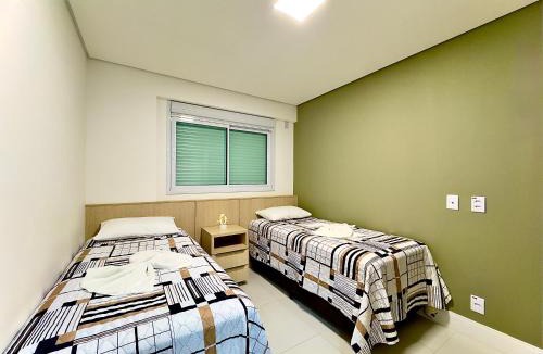 Itacolomi Apartment | Apto 3 Quartos Condomínio Resort Completo Pé na areia com Piscina borda Infinita, Beach Tennis, Academia, Sala de Jogos, Brinquedoteca, Playground e Portaria 24H , Churrasqueira Privativa Reserve Agora e Viva essa Experiência
