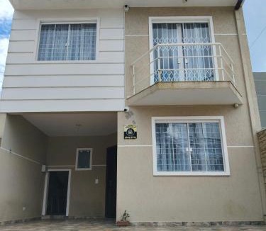 Tingui House | Casa Triplex Curitiba, Tingui, Bacacheri, Cindacta, Batalhão, Hospital Vita, Policia Federal, PF