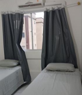 Raichaski Apartment | APARTAMENTO 10 min de CRICIUMA em IÇARA-SC - 2 quartos - 3 Ar-Condicionado split - Cozinha equipada - Banheiro - Garagem coberta e Wi-Fi - Anfitriã Superhost no BnB