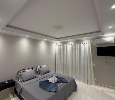 Pontal do Parana House | Casa alto padrão com piscina aquecida a 200 metros da praia em balneário atami