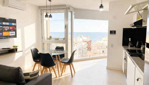 La Perla Apartment | Excelente! Vista al mar con cochera y amenities gimnasio, play room y pileta climatizada