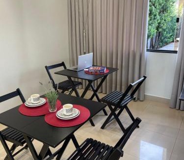 Regiao do lago House | Villa Serena Garden - Suíte com Hidromassagem - Ideal Casal